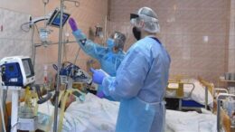 Смертность от COVID-19 и пневмонии снизилась в Казахстане