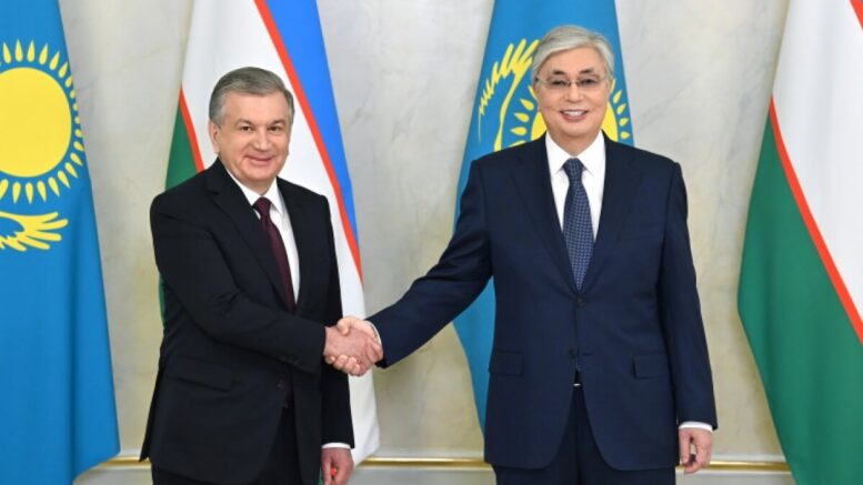 Казахстан подпишет декларацию о союзнических отношениях с Узбекистаном