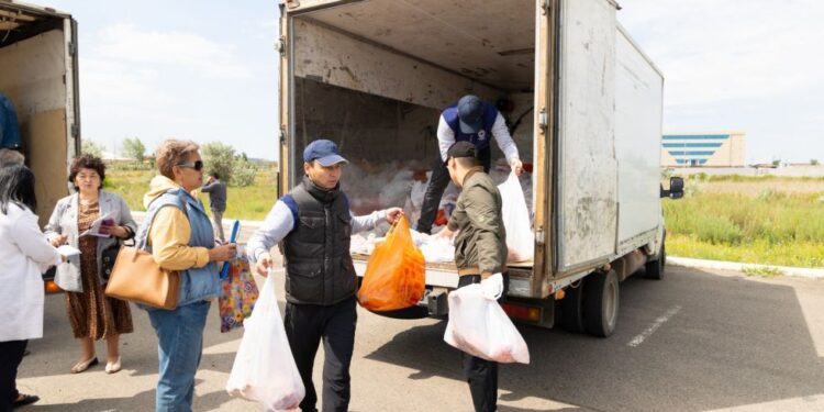 Тысяча семей Астаны получают на Курбан айт продуктовые наборы от Qazaq Oil