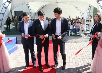 В Казахстане открыли первый падел-центр