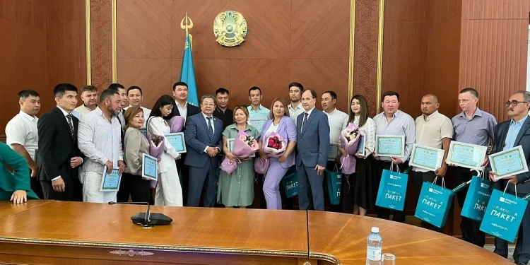 Отбасы банк поможет работникам «Шубарколь Комир» отметить новоселье