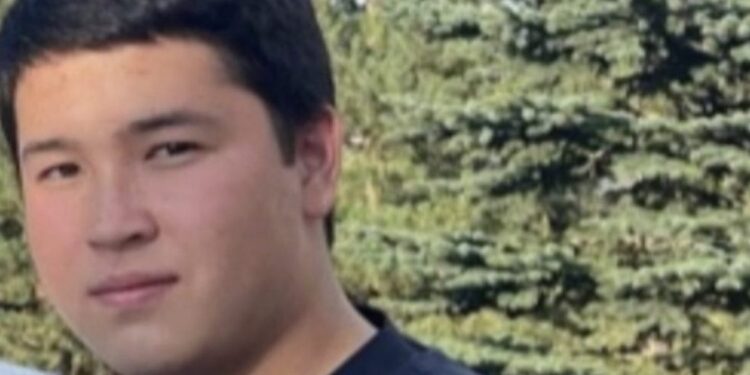 Дезертировавшего сына депутата Турлыханова нашли