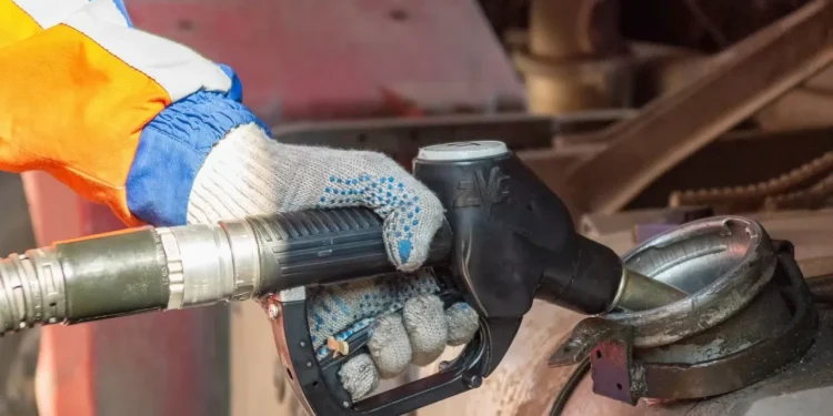 В РК фермерам дизтопливо собираются продавать почти на 15% дешевле, чем обычно в розницу