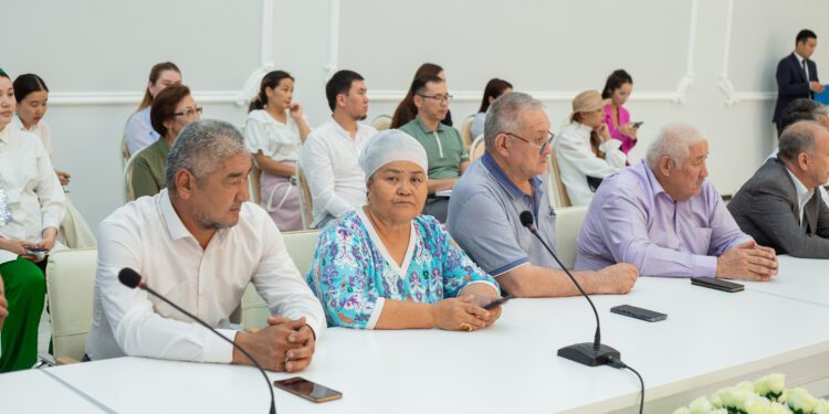 Акимат Мангистау и фонд «Халык» подписали меморандум на развитие массового спорта в Жанаозене