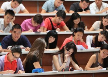 В Казахстане с 1 сентября увеличат размер стипендий