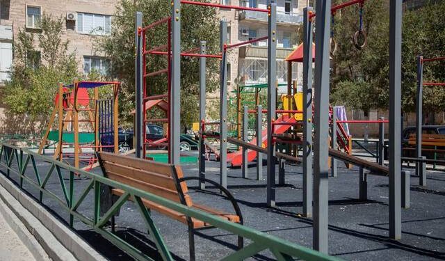 Благотворительный фонд «Халық» построит спортивный комплекс и дворовые площадки в Жанаозене