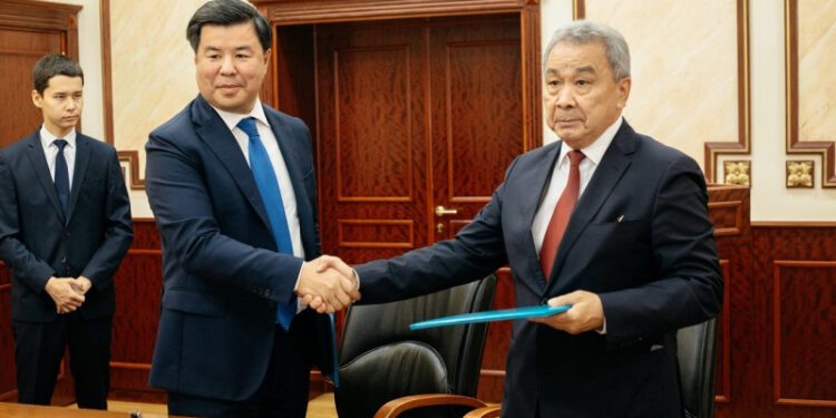 В Мангистау построят новый завод по выпуску трубной продукции