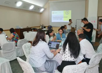 Фонд «Халық» поддержал проект по повышению финансовой грамотности казахстанцев