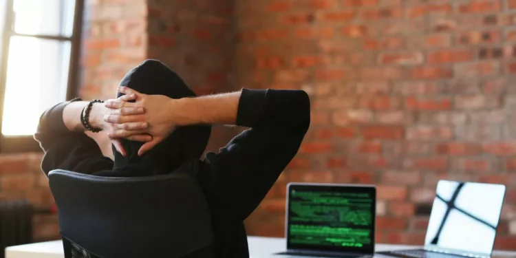 Данные казахстанцев утекли в российские телеграм-боты: что делает ведомство Мусина