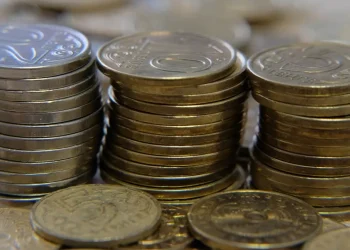 Борьба за алименты: в Алматы более 16 тыс. неплательщиков алиментов