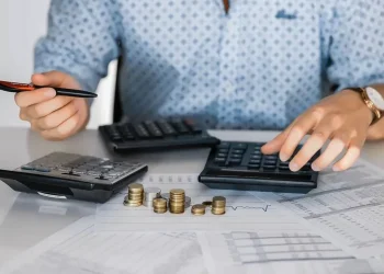 «Қарызсыз қоғам» — совместный проект партии AMANAT и Halyk Bank