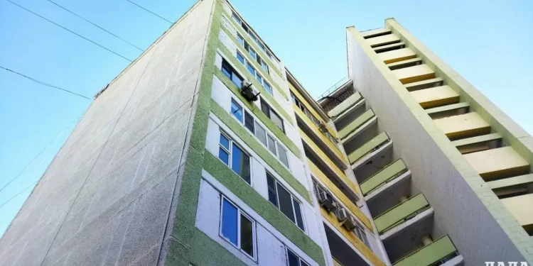 Двое детей погибли после травли клопов в Актау