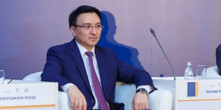 Бывший вице-министр Альтаев осужден на 10 лет