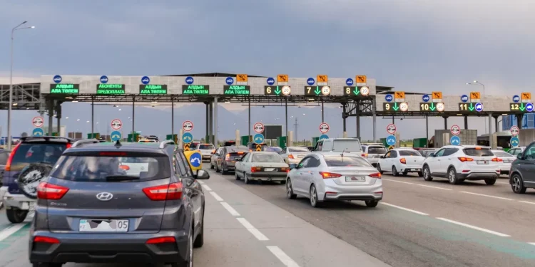 В РК заявления о легализации иностранных авто намерены рассмотреть до конца этого года