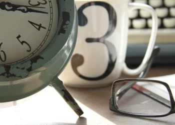 Казахстан собирается перейти на единый часовой пояс в 2024 году