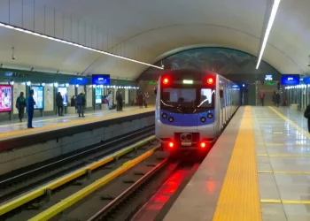 Оплату проезда по биометрии ввели в метро Алматы