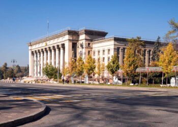 Индустриальное развитие Казахстана начинается с подготовки специалистов