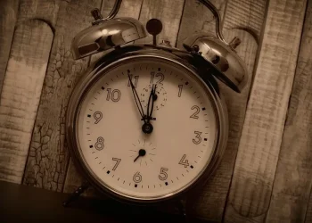 В ночь на 1 марта Казахстан перейдет на единый часовой пояс