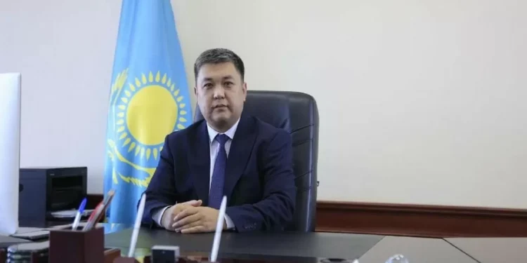 Акима Сатпаева подозревают во взяточничестве