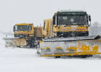 Останьтесь дома: сразу в шести областях Казахстана закрыли дороги