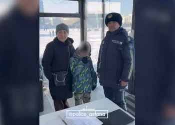 Двух мальчиков вернули родителям полицейские Астаны