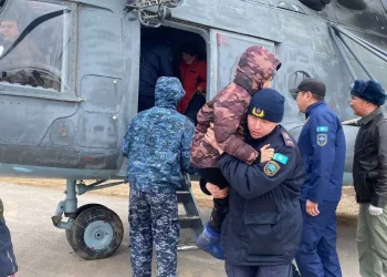 Около 100 тыс. казахстанцев покинули свои дома из-за паводков. Что дальше?