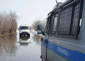 Паводки: из Атырауской области в Мангистаускую эвакуировали более 18 тысяч человек