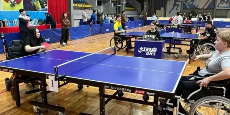 Турнир по настольному паратеннису проходит в Караганде