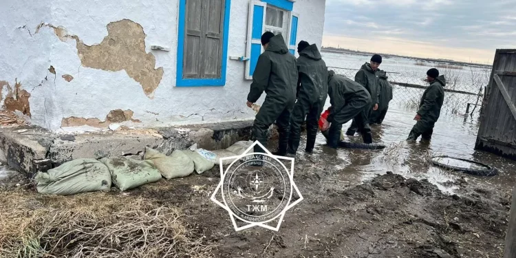 Как правительство намерено возмещать ущерб пострадавшим от паводков?