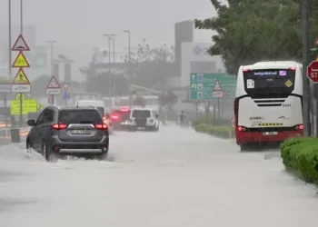 Аэропорт Дубая отменил 45 рейсов