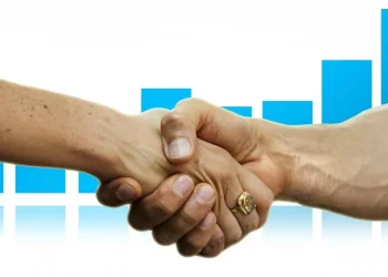 Мужчинам в РК платят намного больше, чем женщинам, за ту же работу