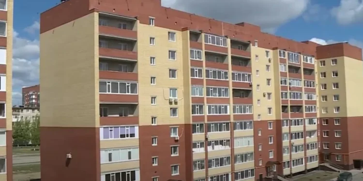 Данияр Абулгазин восстановил жилье 70 семьям, пострадавшим от паводков в Костанайской области