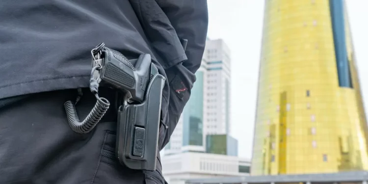 Дело Бишимбаева: наказаны двое полицейских