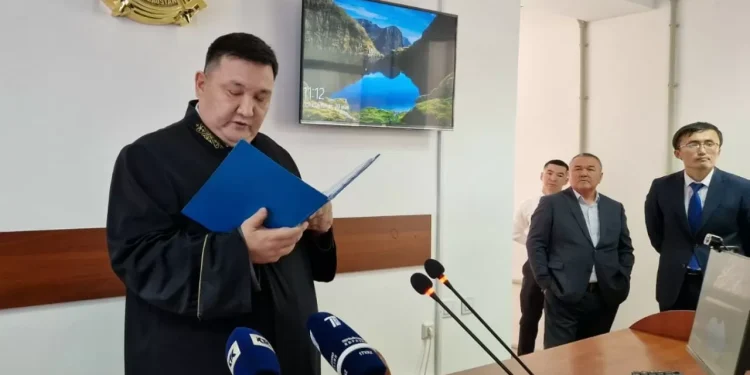 Экс-замакима Шымкента осужден за покушение на взятку