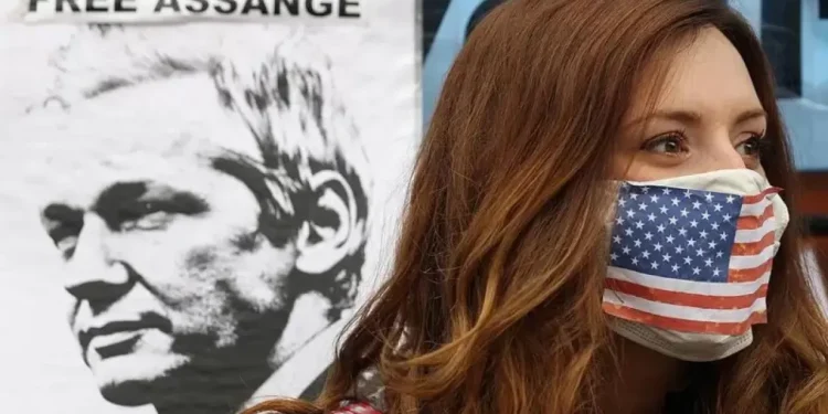 Дело Ассанжа: появился выход из лабиринта правосудия