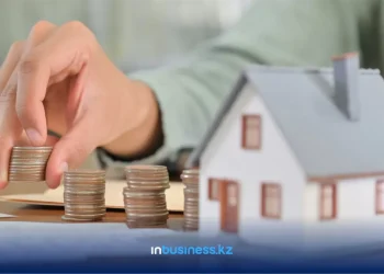 После пяти лет судов семью из 6 человек выставили на улицу в Актобе