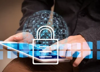 Чиновник и глава IT-компании похитили более 105 млн тенге из цифровой госпрограммы