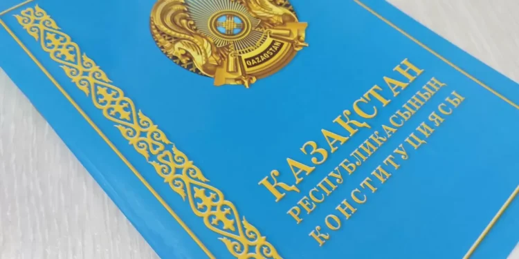 Чего хотят казахстанцы от Конституционного суда?