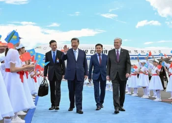 Глава Китая прибыл в Казахстан с госвизитом