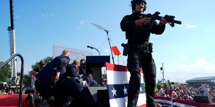 Покушение на Трампа: что известно о подозреваемом?