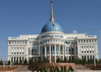 Токаев подписал распоряжения о кадровой перестановке