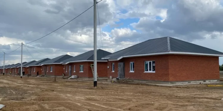 Жилье для пострадавших от паводка в ЗКО: ускоренные темпы и новые сроки