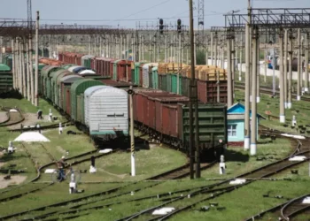 Хищения, взятки, сбыт краденного: ОПГ действовала в нацкомпании Казахстана