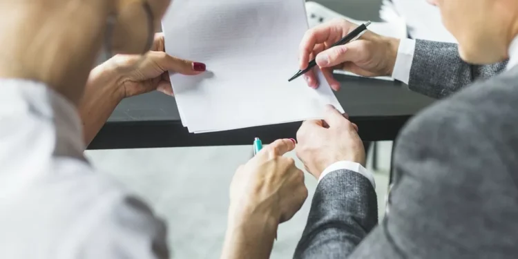 Предпринимателям потребуется согласие супругов на банковский заем в Казахстане