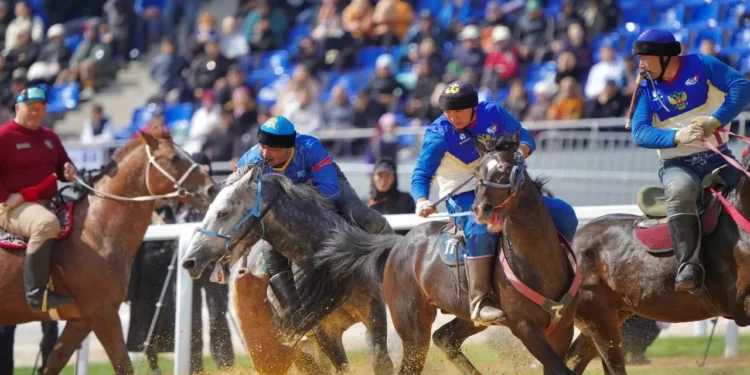 КАЗАХСТАН ЗАВОЕВАЛ ЗОЛОТО В КОКПАРЕ НА ИГРАХ КОЧЕВНИКОВ