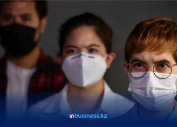 В аэропорту Астаны у пассажира обнаружили оспу обезьян?