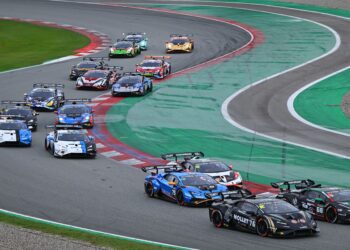 Гимн Казахстана трижды звучал в Каталонии в эти выходные