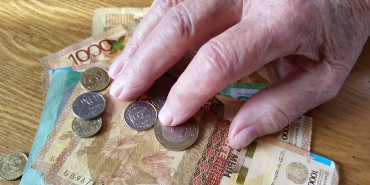 Почему деньги из ЕНПФ не будут вкладывать в строительство жилья в Казахстане