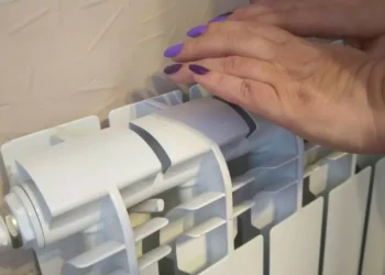 Жители Аягоза остались без тепла из-за коммунальной аварии