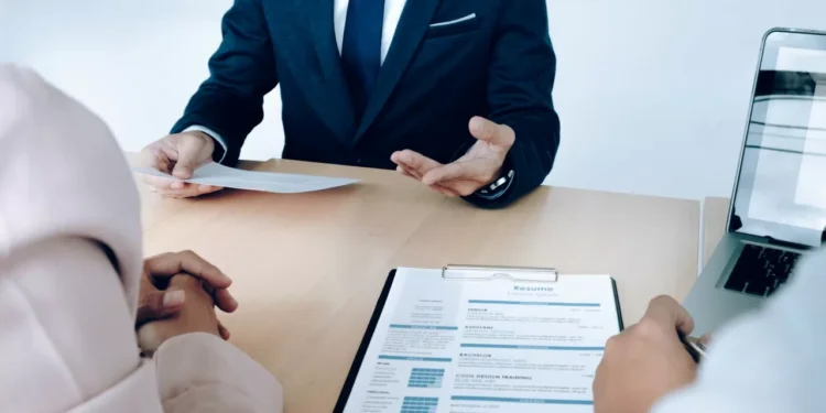 Зарплатные ожидания: что предлагают работодатели и требуют соискатели в Казахстане